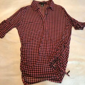 3/4 sleeve button up shirt